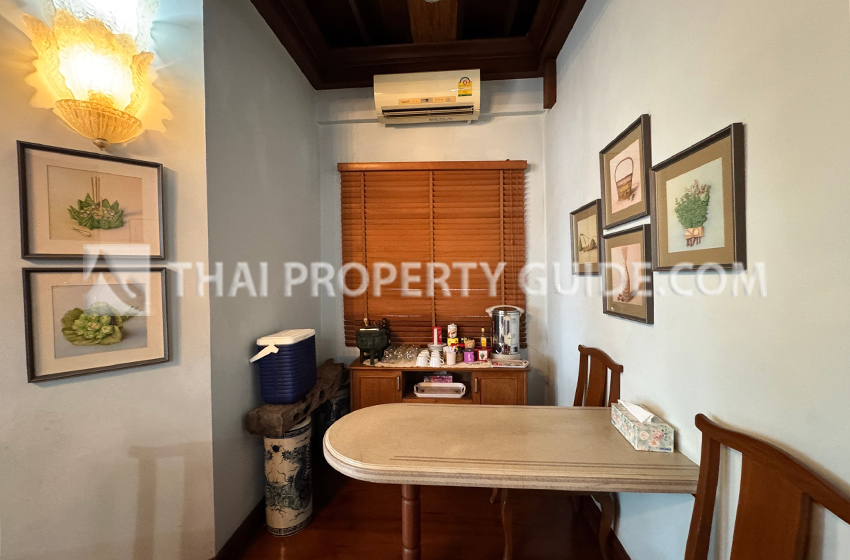 House in Sukhumvit 